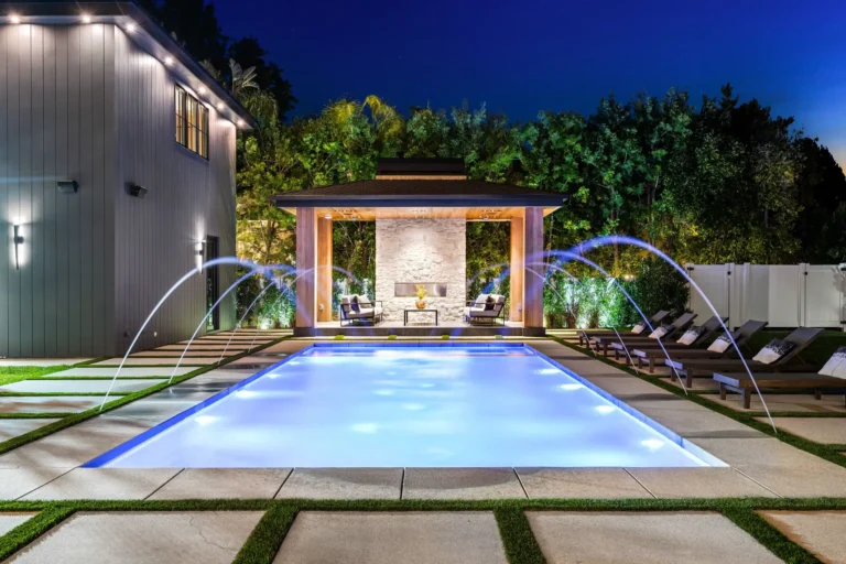 Water-Features-for-Pools