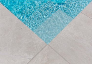 Tranquility-Pools-Nova-SL-7-Pool-19-Artic-White-4